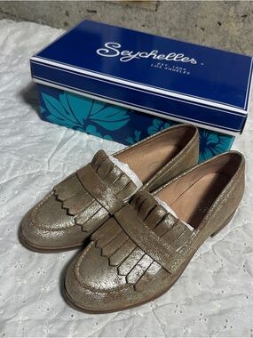 Seychelles Gold Metallic Fringe Loafers
